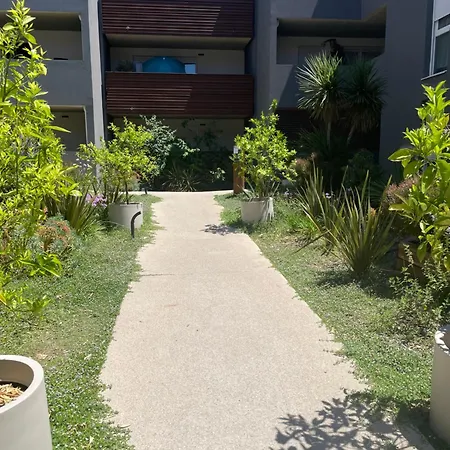 T2 Avec Terrasse, Proche Plages Et Centre De Montpellier