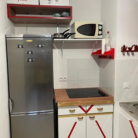 T2 Avec Terrasse, Proche Plages Et Centre De Montpellier *